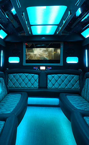 Limo service Knoxville for wedding day or bachelor bachelorette party